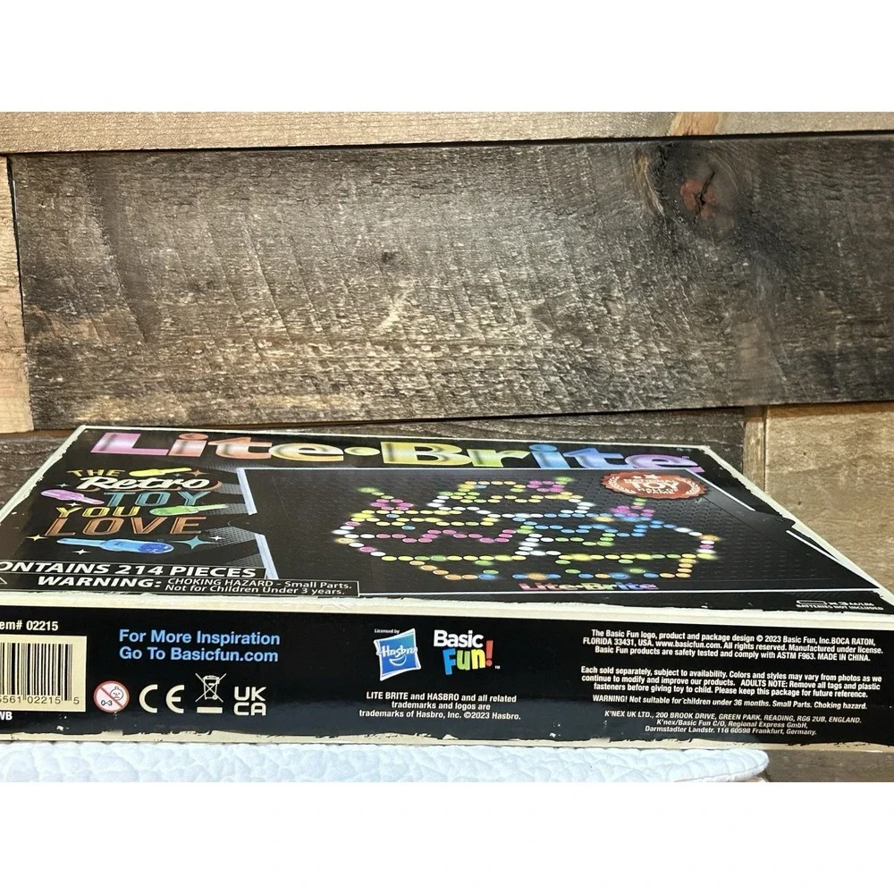 Lite Brite Hasbro Toy‎ Light Bright Retro Box & Pegs 214 Pieces New
